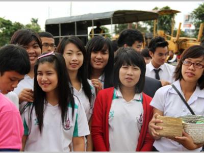 ตักบาตรวันแม่แห่งชาติ