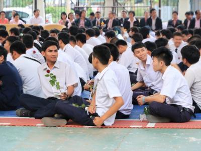 รับประกาศนียบัตร 2558