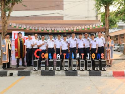 รับประกาศนียบัตร 2558(2)