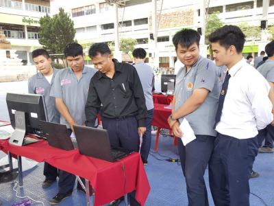 60-โครงการประกวดโครงงาน (ไอทีปล่อยของ 2)